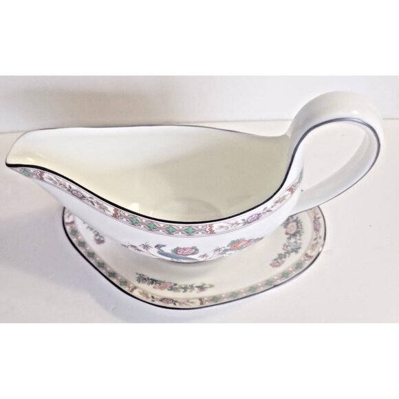 WEDGWOOD Kutani Crane Bone China Gravy Boat & Underplate, Like New - Picture 3 of 16